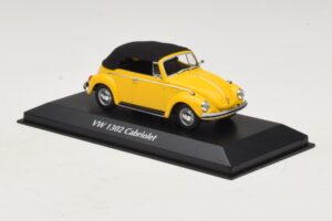 Volkswagen 1302 Cabriolet Galben Maxichamps 1:43 940055030 Metal - imaginea 3 din 5