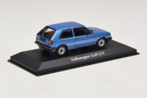 Volkswagen Golf GTI Mk2 Albastru Metalizat Maxichamps 1:43 940054120 Metal - imaginea 2 din 5