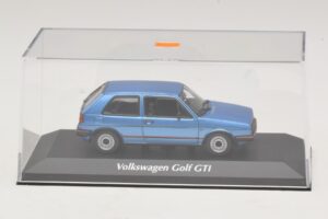 Volkswagen Golf GTI Mk2 Albastru Metalizat Maxichamps 1:43 940054120 Metal - imaginea 4 din 5