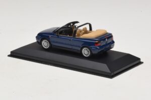 Volkswagen Golf Mk4 Cabriolet Albastru Ediție Dealer Minichamps 1:43 GOLF005 Metal - imaginea 3 din 5