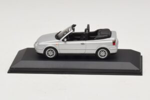 Volkswagen Golf Mk4 Cabriolet Argintiu Ediție Dealer Minichamps 1:43 GOLF004 Metal