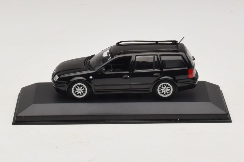 Volkswagen Golf Mk4 Variant Sport Highline BBS Edition Negru Minichamps 1:43 GOLF008 Metal