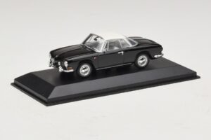 Volkswagen Karmann Ghia Negru cu acoperiș alb Minichamps 1:43 430050224 Metal - imaginea 2 din 5