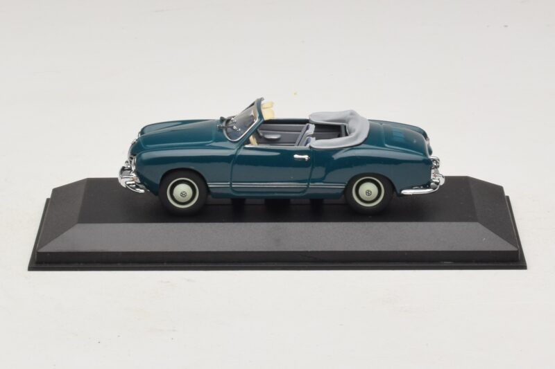 Volkswagen Karmann Ghia Cabriolet Albastru Închis Minichamps 1:43 GHIA001 Metal