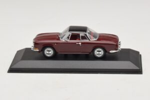 Volkswagen Karmann Ghia Roșu Cu Acoperiș Negru Minichamps 1:43 GHIA002 Metal