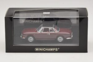 Volkswagen Karmann Ghia Roșu Cu Acoperiș Negru Minichamps 1:43 GHIA002 Metal - imaginea 5 din 5