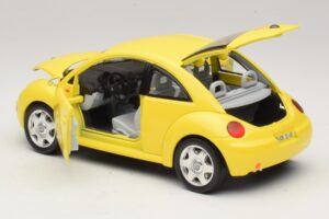 Volkswagen New Beetle A4 Galben Bburago 1:18 3302 Metal - imaginea 5 din 8