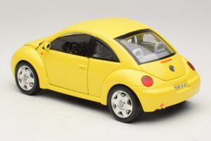 Volkswagen New Beetle A4 Galben Bburago 1:18 3302 Metal - imaginea 7 din 8