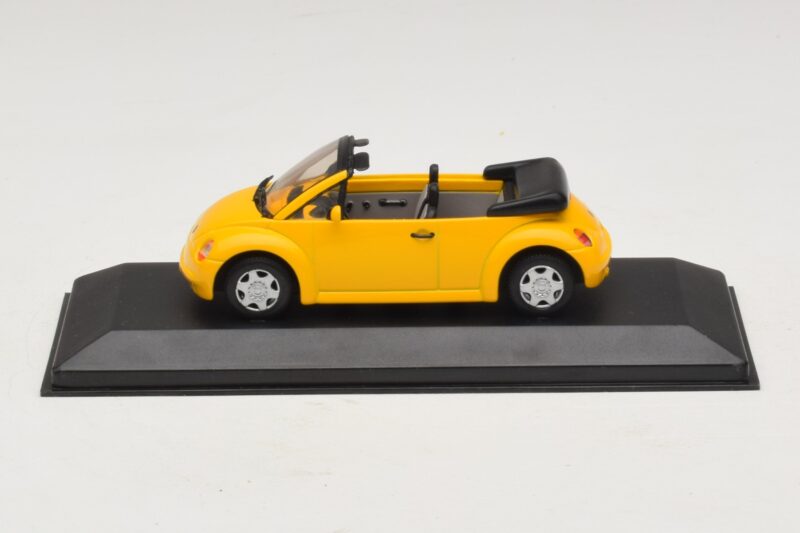 Volkswagen New Beetle Cabriolet Galben Minichamps 1:43 BEETLE002 Metal