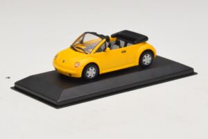Volkswagen New Beetle Cabriolet Galben Minichamps 1:43 BEETLE002 Metal - imaginea 2 din 5