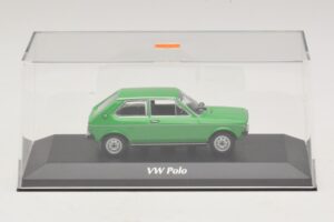 Volkswagen Polo Mk1 Verde Maxichamps 1:43 940050501 Metal - imaginea 4 din 5