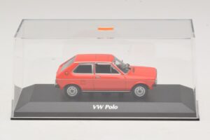 Volkswagen Polo Mk1 Roșu Maxichamps 1:43 940050500 Metal - imaginea 4 din 5