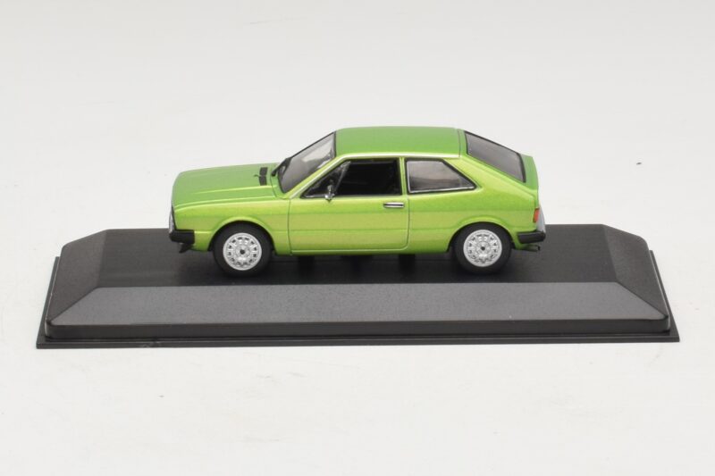 Volkswagen Scirocco Mk1 Verde Metalizat Cutie De Schimb Maxichamps 1:43 940050420-R1 Metal