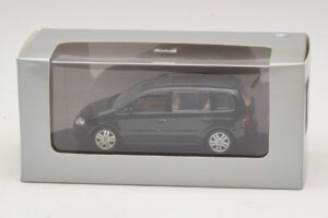 Volkswagen Touran 1T Negru Minichamps 1:43 TOURAN005 Metal - imaginea 5 din 5