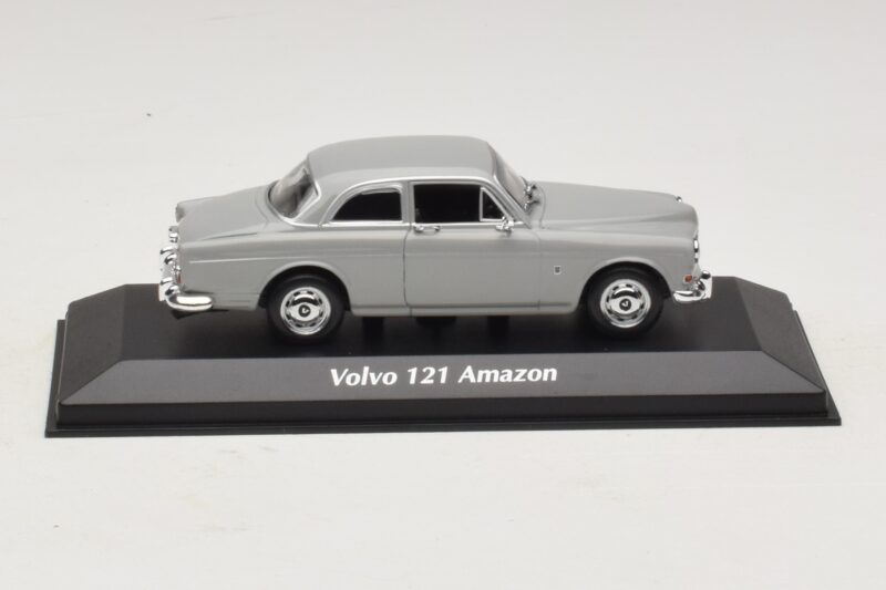 Volvo 121 Amazon Gri Maxichamps 1:43 940171000 Metal
