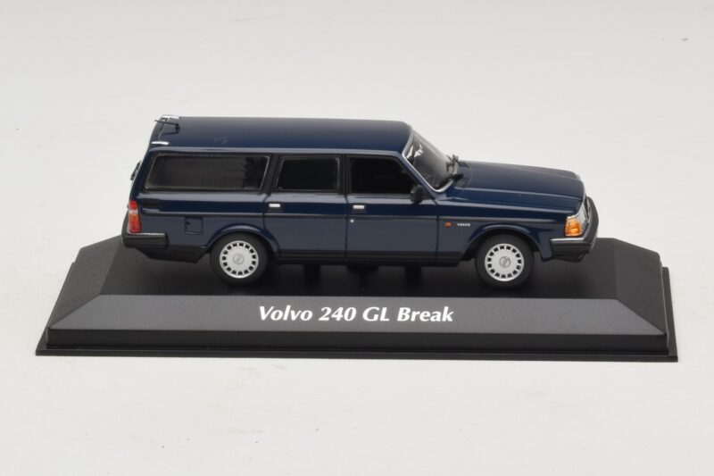 Volvo 240 GL Break Albastru Închis Maxichamps 1:43 940171412 Metal