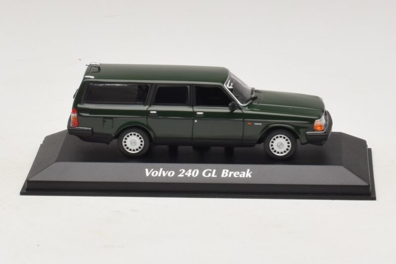Volvo 240 GL Break Verde Închis Maxichamps 1:43 940171411 Metal
