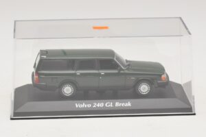 Volvo 240 GL Break Verde Închis Maxichamps 1:43 940171411 Metal - imaginea 4 din 5