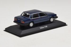 Volvo 740 Dark Blue Metallic Maxichamps 1:43 940171701 Metal - imaginea 2 din 5