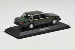Volvo 740 Verde Închis Maxichamps 1:43 940171700 Metal - imaginea 2 din 5